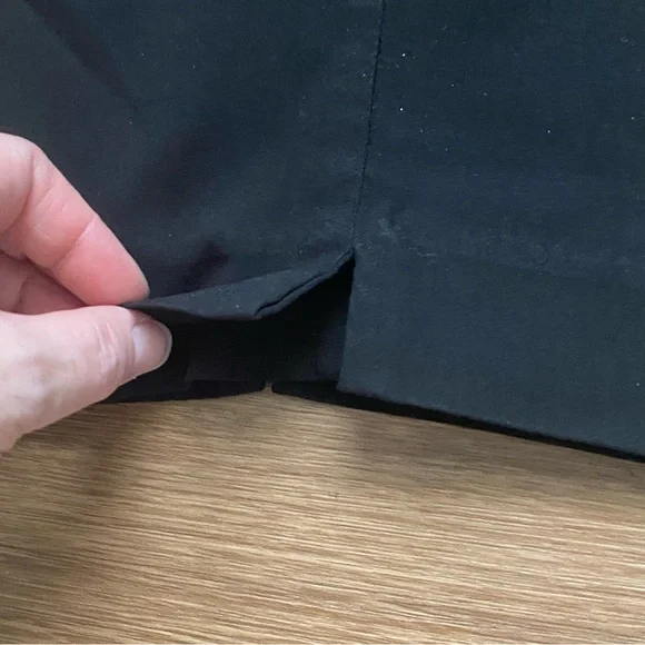 So Slimming by Chico’s 2 Black Shorts - Picture 3 of 8